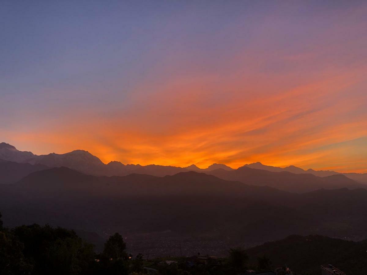 Superview Lodge, Best Himalayan Sunrise In Sarangkot Pokhara Exterior photo